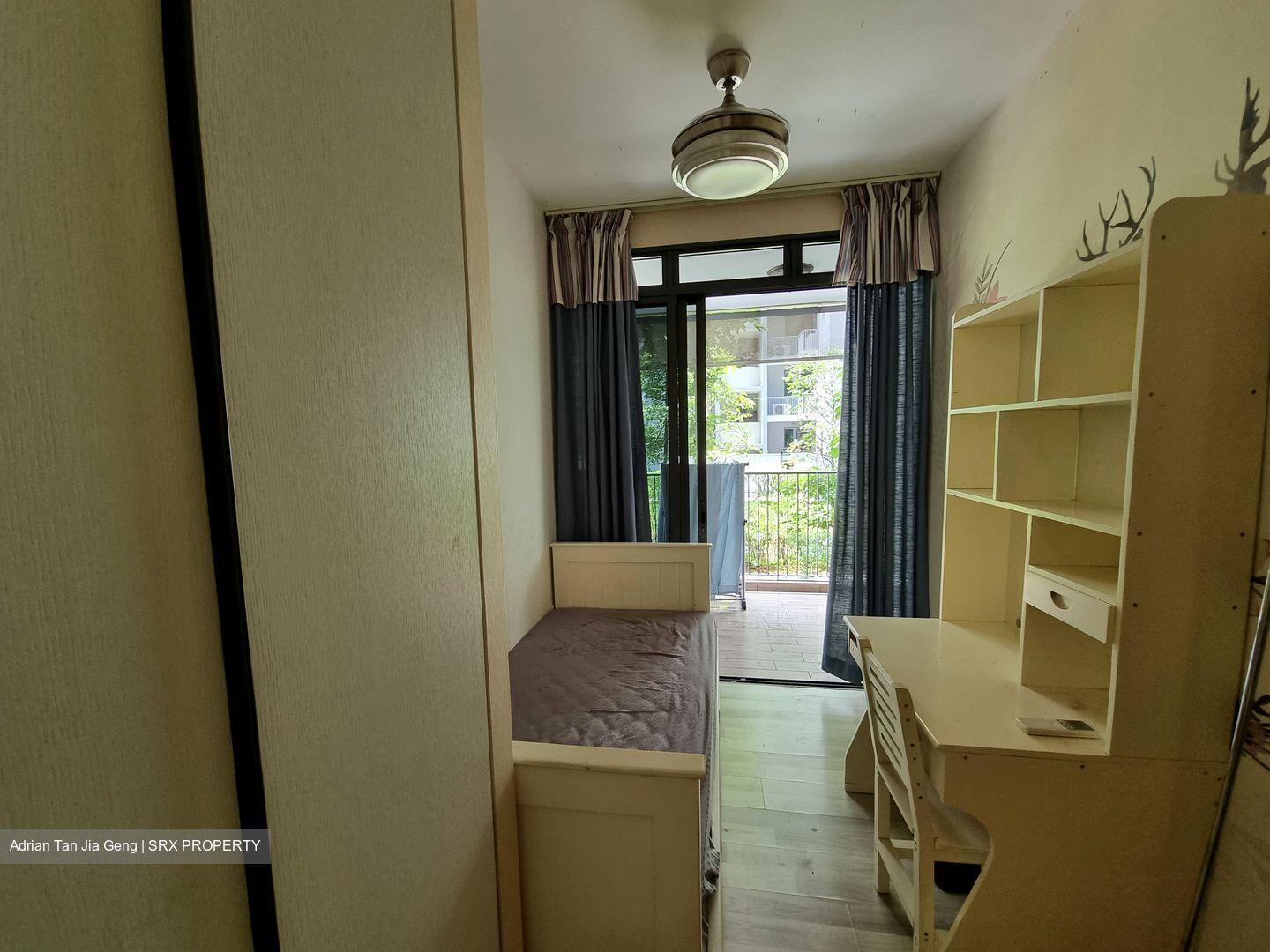 La Fiesta (D19), Condominium #373327081